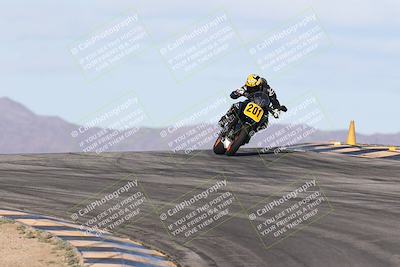 media/Nov-16-2025-Race Pace (Sun) [[8c5fa54630]]/Verified Riders/1-Turns 9 and 10 (925am)/